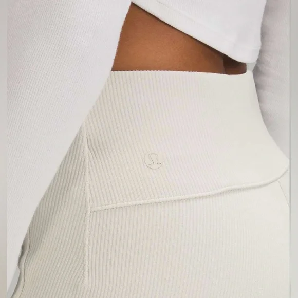 Lululemon Brushed Softstreme Ribbed Zip Flared Pant 32.5” – Bone | Size 6 | NWT - Picture 4 of 11